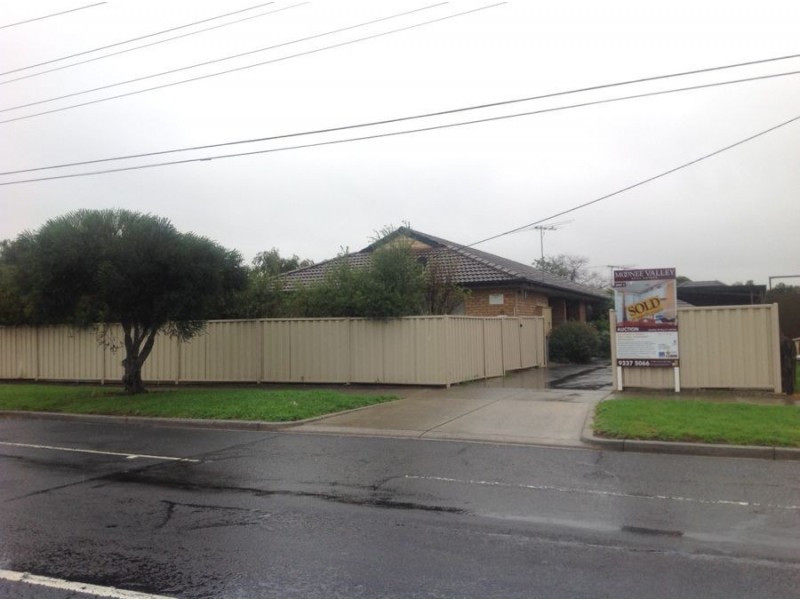 2/68 Broadmeadows Road, Tullamarine VIC 3043