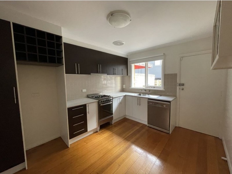 2/113 Melville Road, Brunswick West VIC 3055