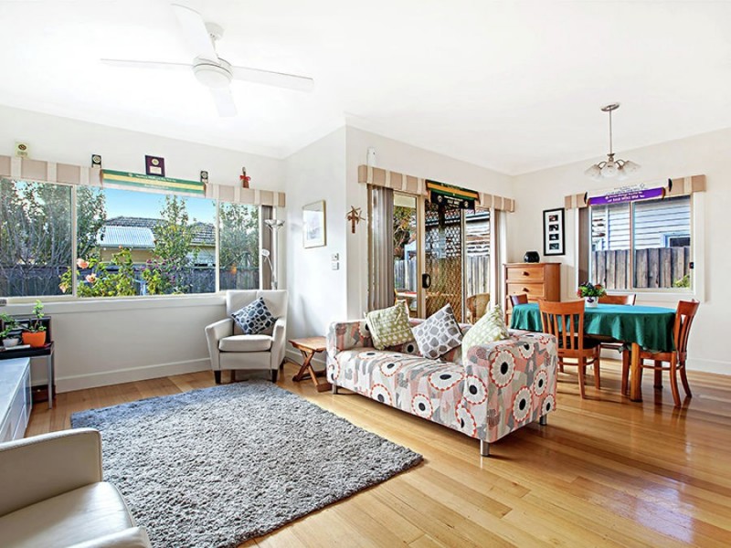 30 Ward Grove, Pascoe Vale South VIC 3044