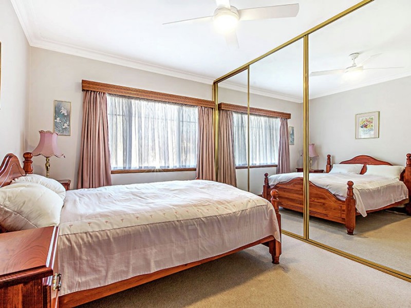 30 Ward Grove, Pascoe Vale South VIC 3044