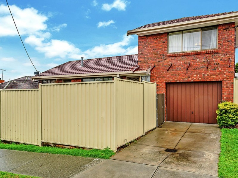 1/28 Fawkner Street, Westmeadows VIC 3049
