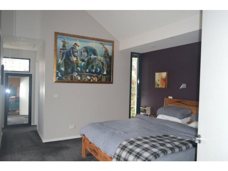 13 Anderson Street, Ascot Vale VIC 3032