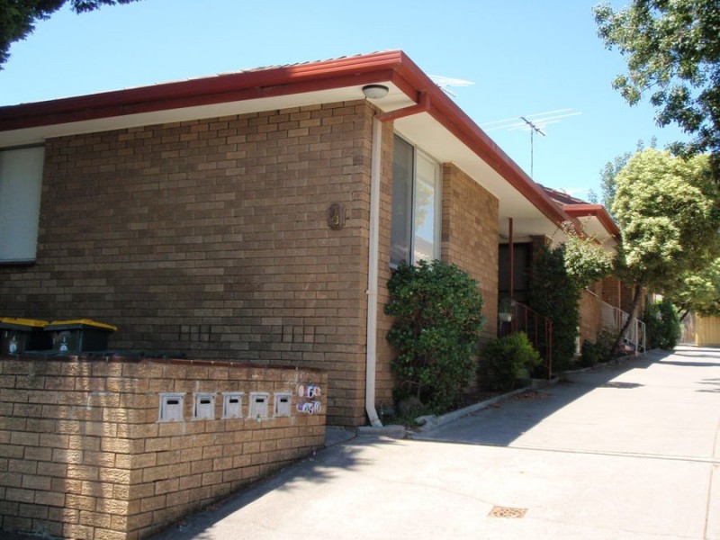 2/4 Dalgety Street, Brunswick West VIC 3055