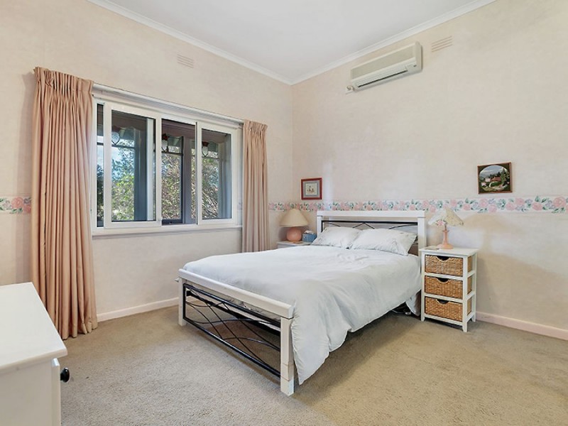 17 Glyndon Avenue, Coburg North VIC 3058