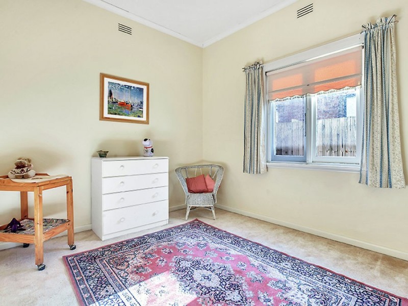 17 Glyndon Avenue, Coburg North VIC 3058