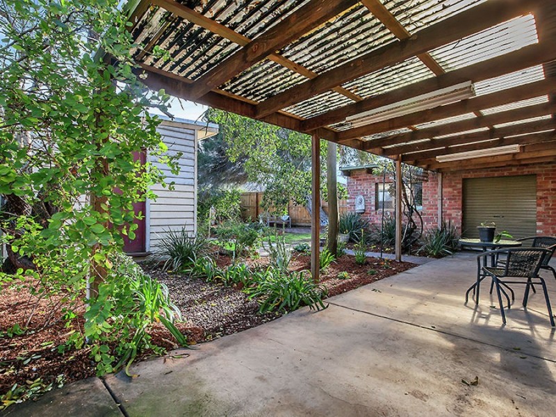 17 Glyndon Avenue, Coburg North VIC 3058