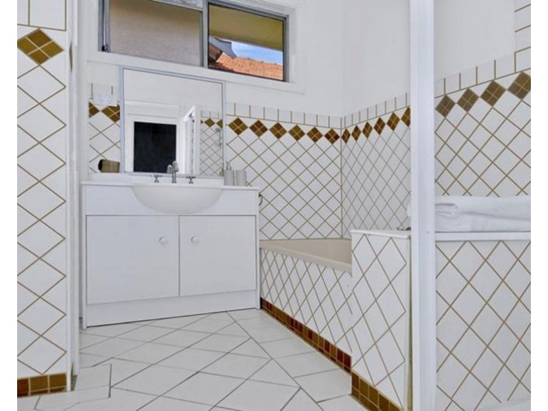 1/578 Moreland Road, Brunswick West VIC 3055