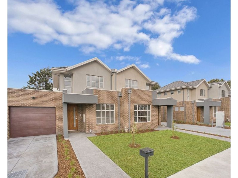 1/2 Winona Grove, Pascoe Vale South VIC 3044