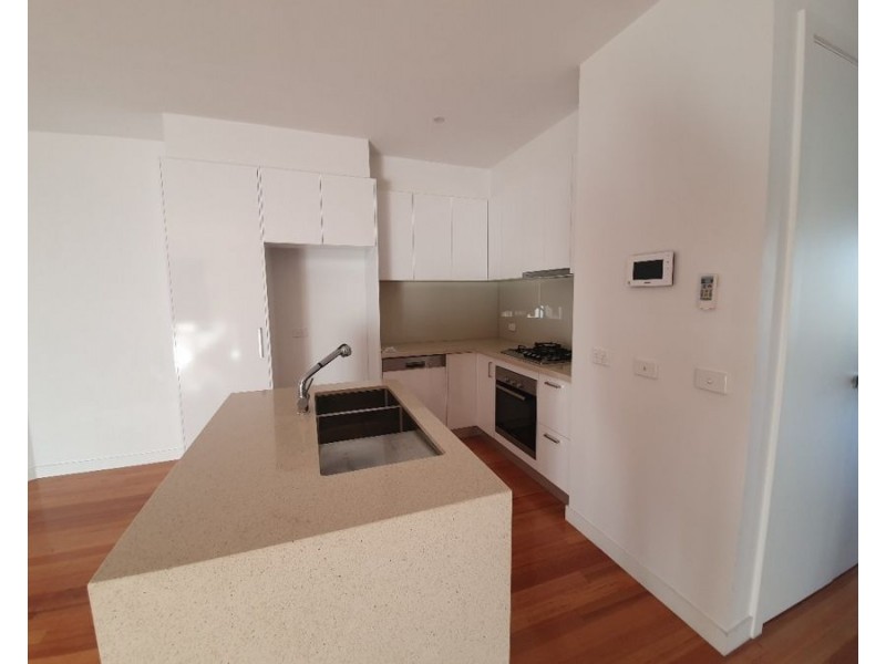 1/2 Winona Grove, Pascoe Vale South VIC 3044