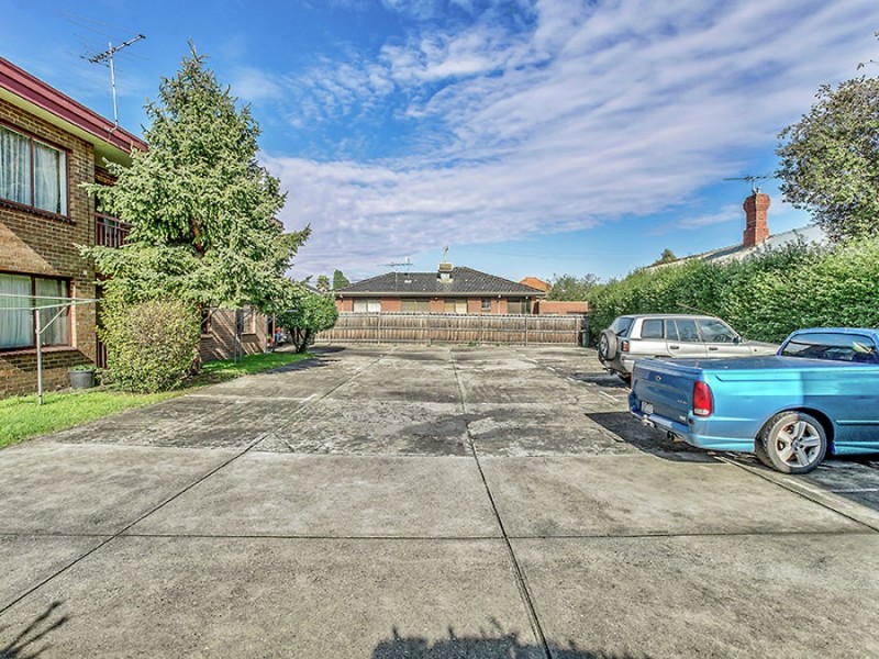 1-10/15-17 De Carle Street, Coburg VIC 3058