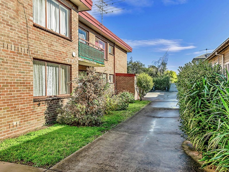 1-10/15-17 De Carle Street, Coburg VIC 3058