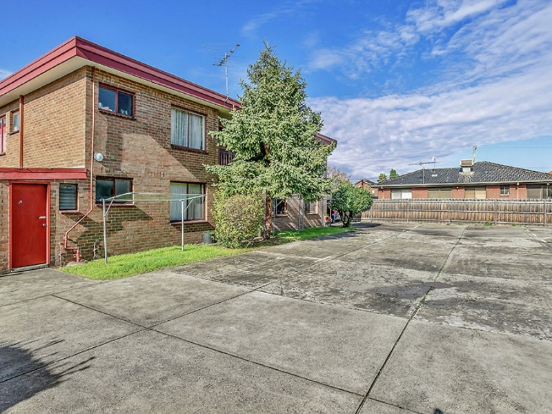 1-10/15-17 De Carle Street, Coburg VIC 3058