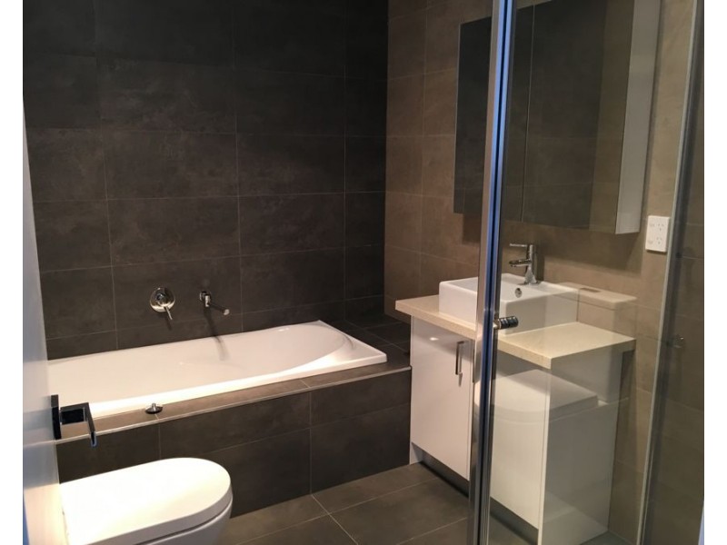 4/2 Winona Grove, Pascoe Vale South VIC 3044