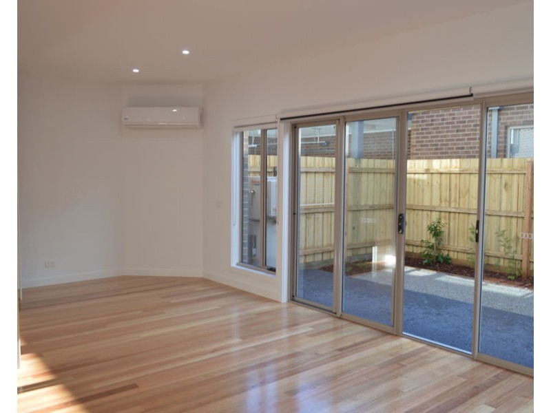 4/2 Winona Grove, Pascoe Vale South VIC 3044