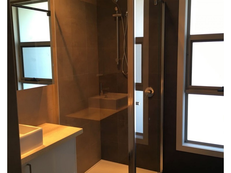 4/2 Winona Grove, Pascoe Vale South VIC 3044