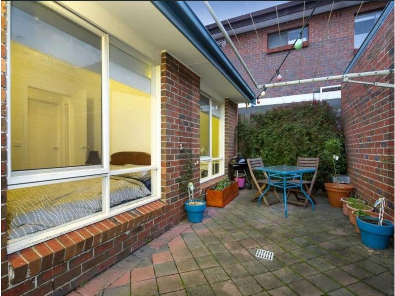 10/74 De Carle Street, Brunswick VIC 3056