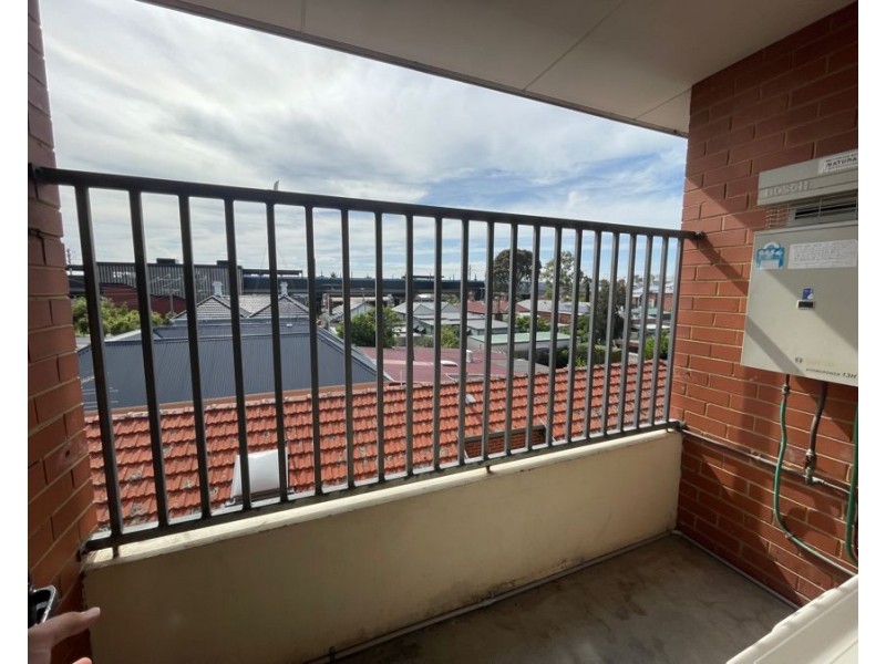 6/5 Jessie Street, Coburg VIC 3058