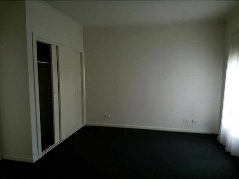 1/42 Banksia Grove, Tullamarine VIC 3043