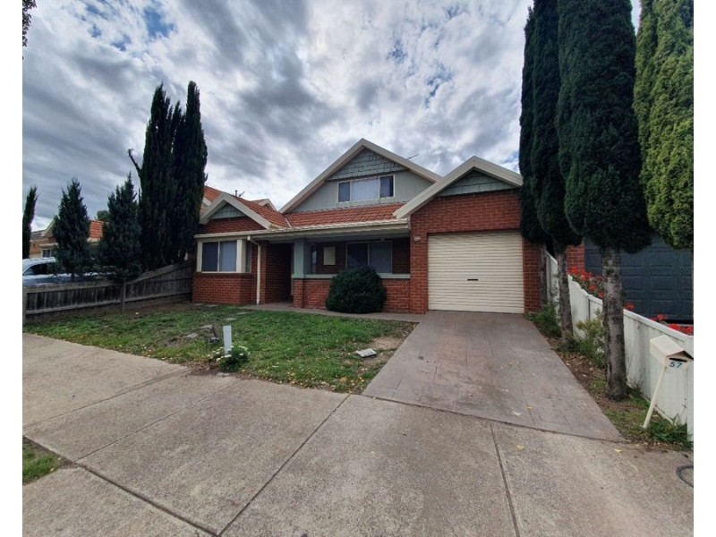 57 Santa Cruz Blvd, Roxburgh Park VIC 3064