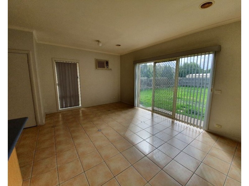 57 Santa Cruz Blvd, Roxburgh Park VIC 3064