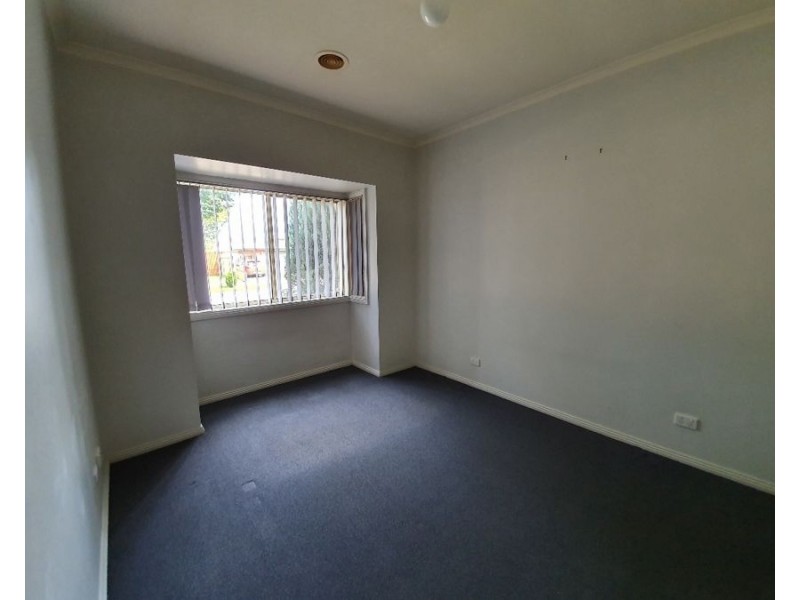 57 Santa Cruz Blvd, Roxburgh Park VIC 3064