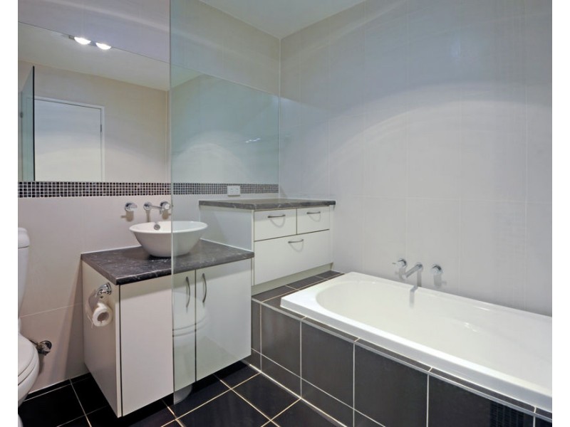 19 Middle Street, Glenroy VIC 3046