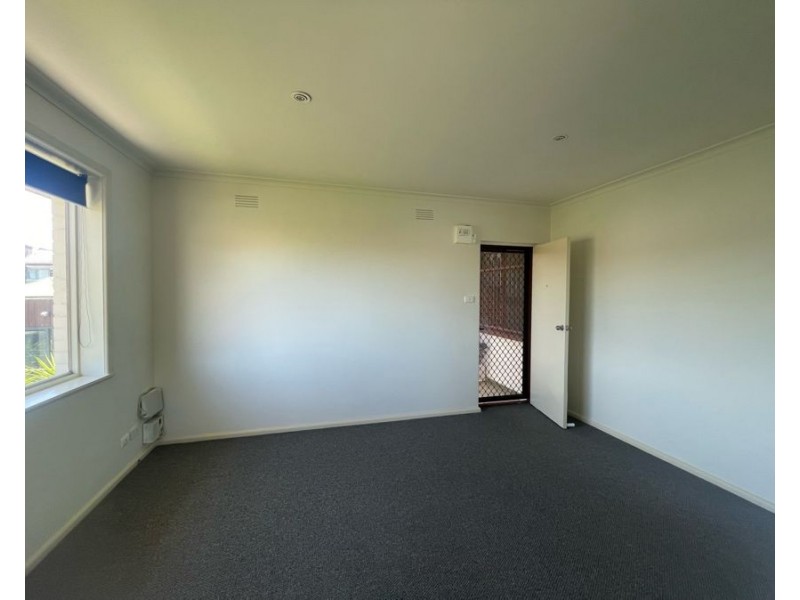 8/12 Barningham Street, Brunswick VIC 3056