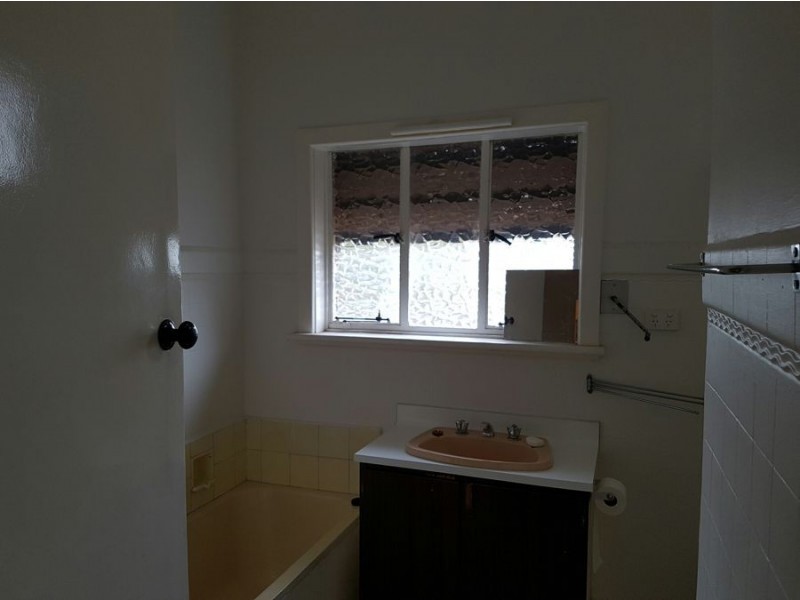 496 Moreland Road, Brunswick West VIC 3055