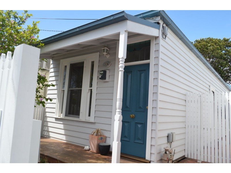 14 Nash Street, Brunswick VIC 3056