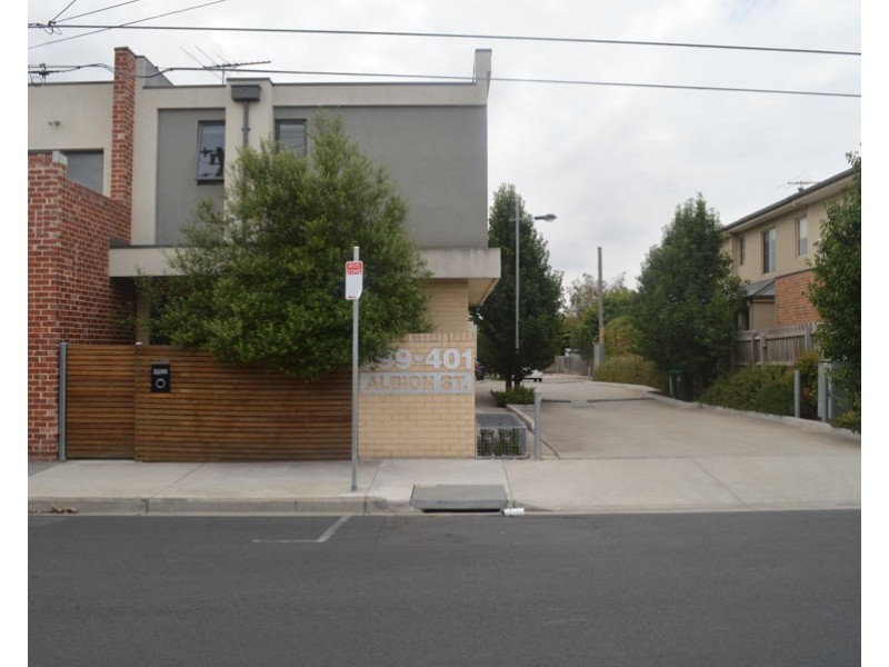 2/399 Albion Street, Brunswick VIC 3056