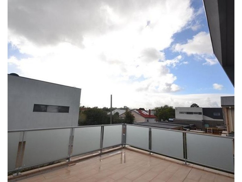 2/399 Albion Street, Brunswick VIC 3056