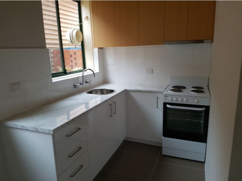 2/6 Trinity Street, Brunswick VIC 3056