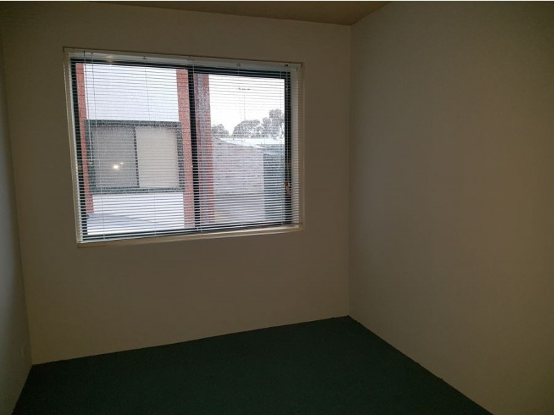 2/6 Trinity Street, Brunswick VIC 3056