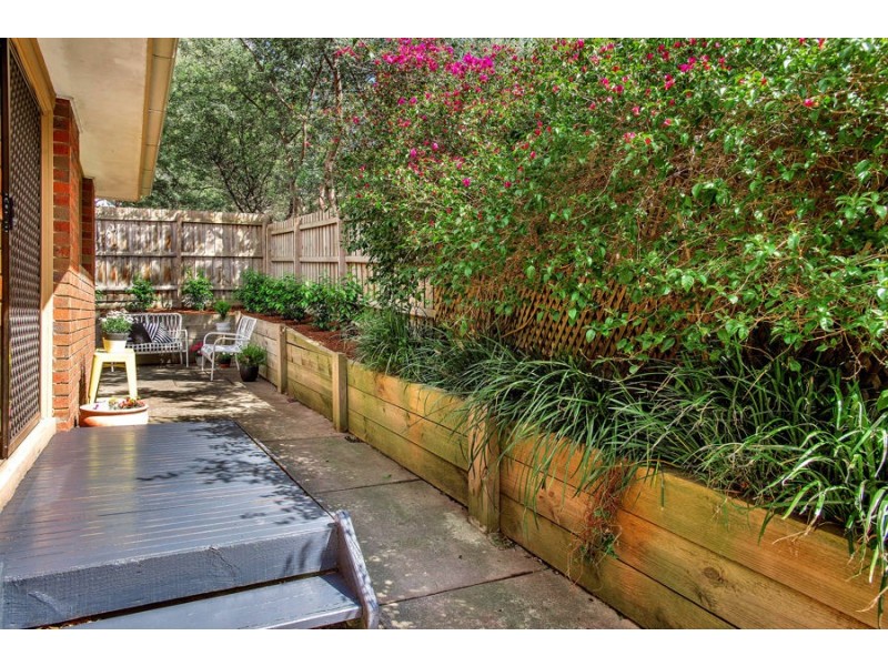 6/17 Fullwood Parade, Doncaster East VIC 3109