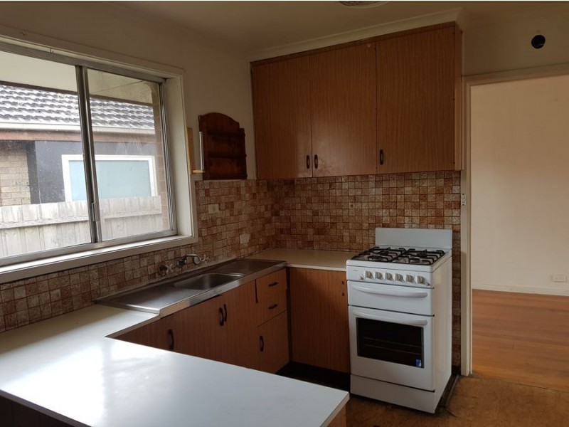 17 Fisher Grove, Tullamarine VIC 3043