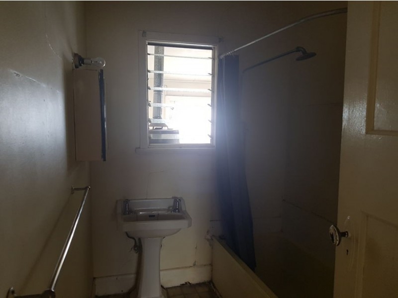 10 Ferry Crescent, Brunswick West VIC 3055