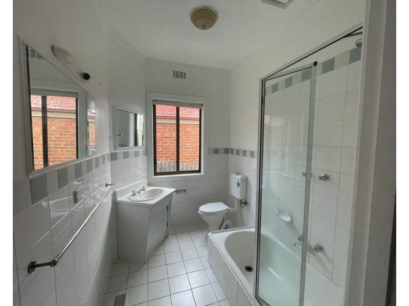 28 Cornwall Road, Pascoe Vale VIC 3044