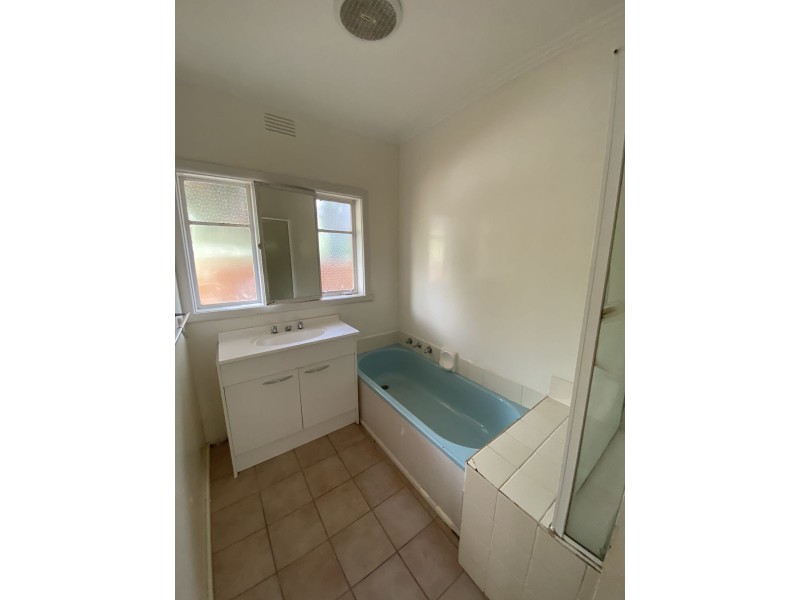 54 Gowrie Street, Glenroy VIC 3046