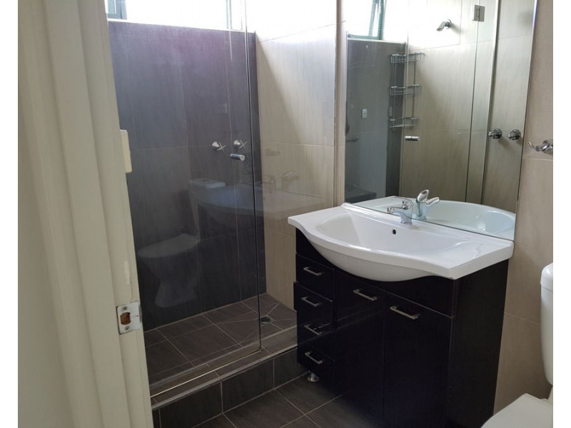4/50a Brunswick Road, Brunswick East VIC 3057