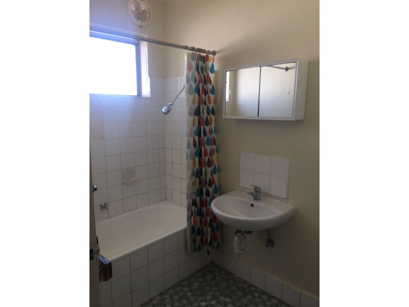 3/47 Finsbury Street, Flemington VIC 3031