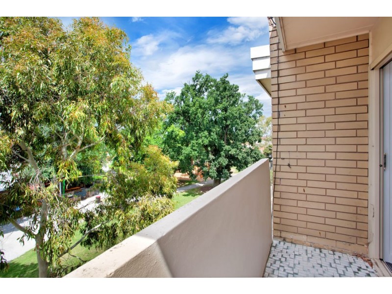 18/45 De Carle Street, Brunswick VIC 3056