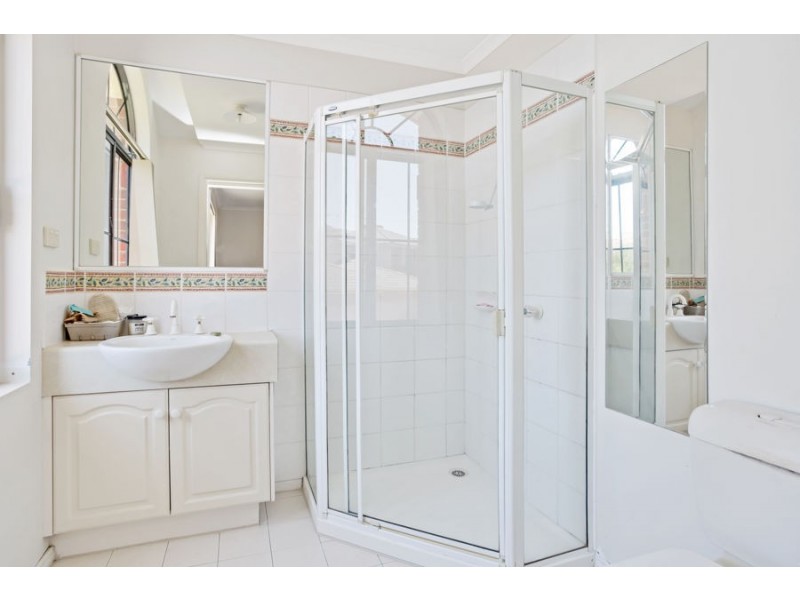 14 The Crest, Attwood VIC 3049