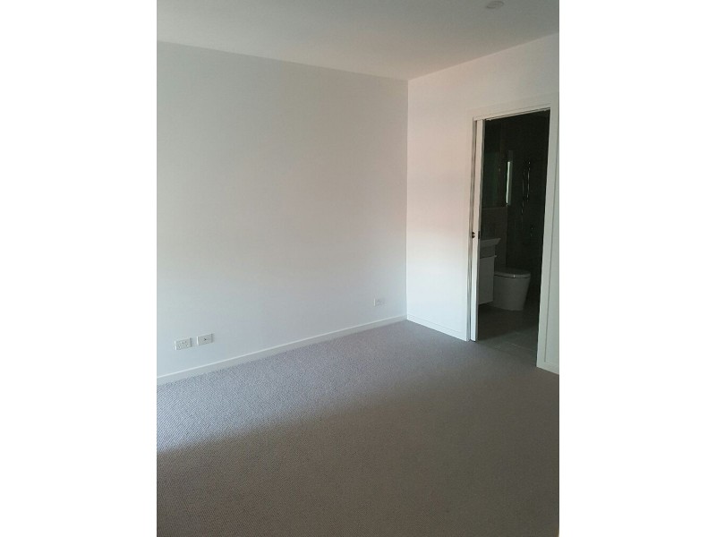 1.2 93-97 Rose Street, Essendon VIC 3040