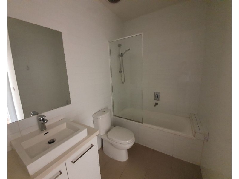 2/57 Shamrock Street, Brunswick VIC 3056