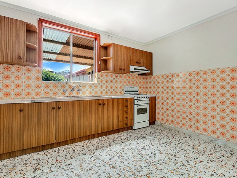 16 Huntington Grove, Coburg VIC 3058