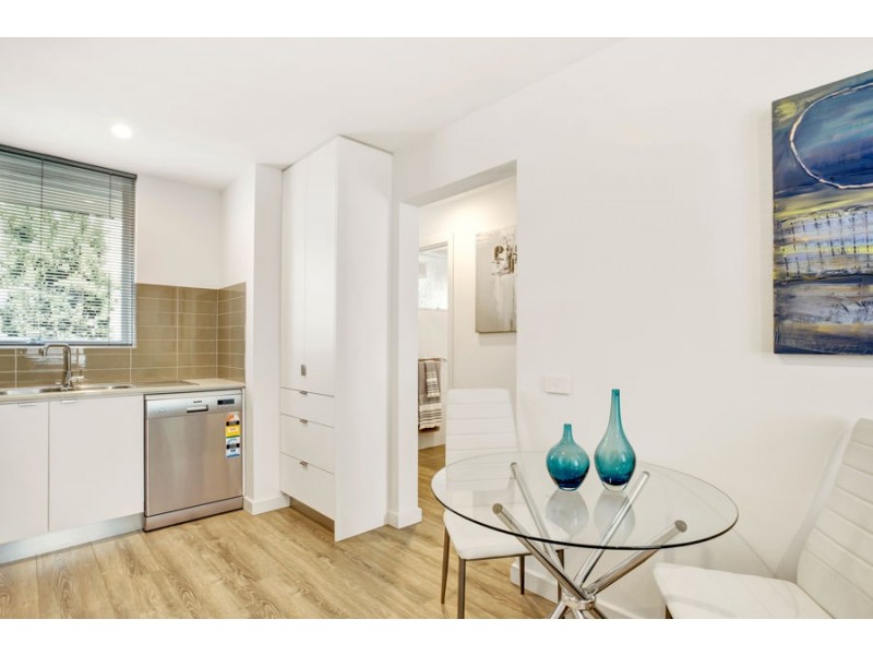 7/3 Allard Street, Brunswick West VIC 3055