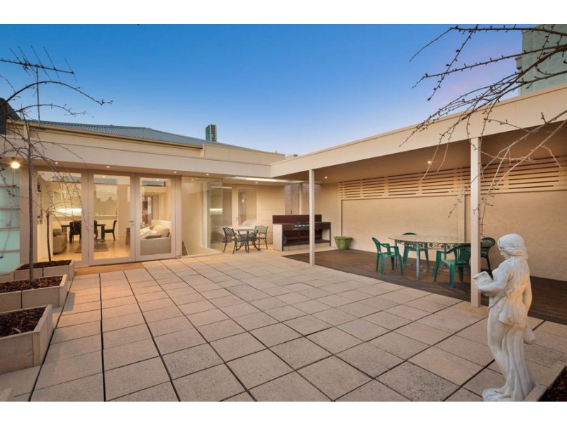 307 Victoria Street, Brunswick VIC 3056