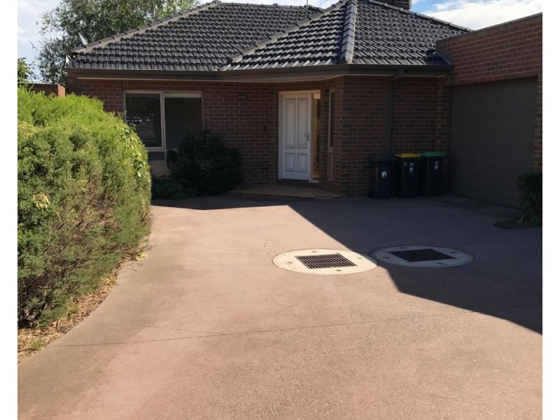 2/63 Everett Street, Brunswick West VIC 3055