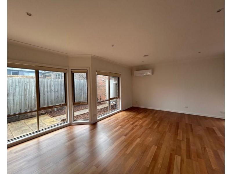 2/63 Everett Street, Brunswick West VIC 3055