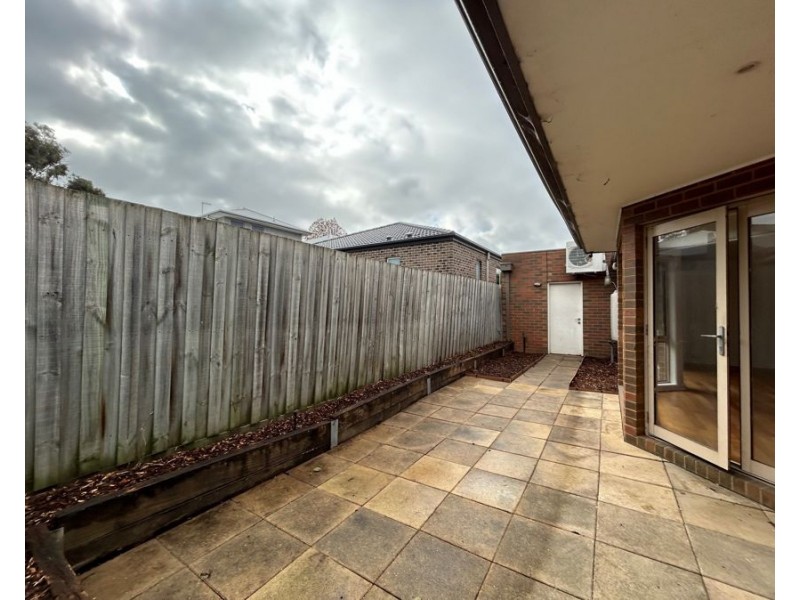 2/63 Everett Street, Brunswick West VIC 3055